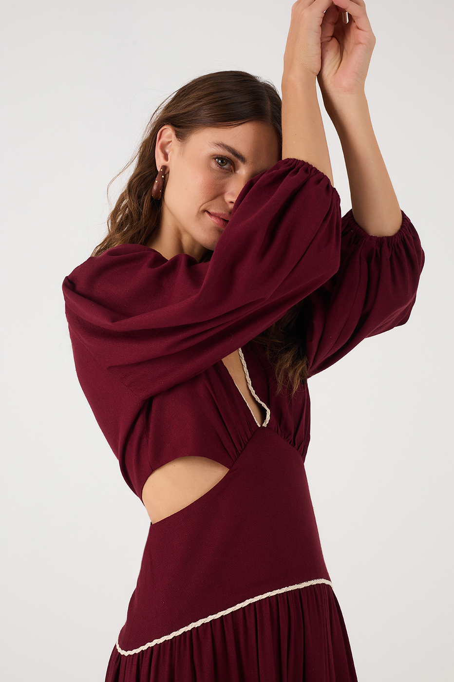 Wine Bossa Embroidered Flowers Puff Sleeve Linen Maxi Dress