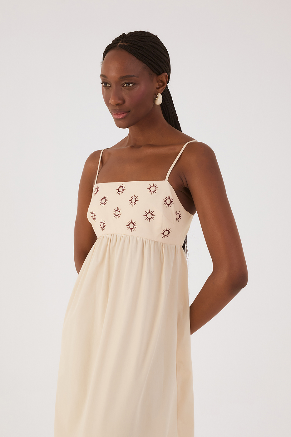 Off-White Embroidered Sun Sleeveless Maxi Dress_3