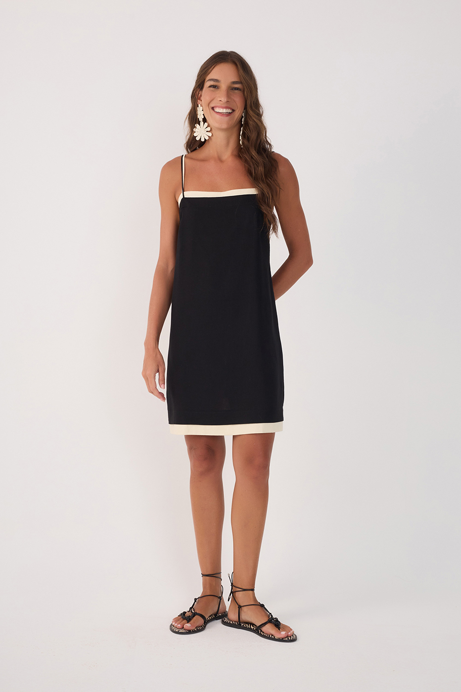 Black Square Neck Sleeveless Mini Dress_2