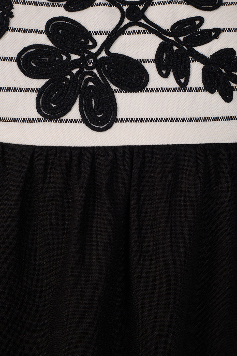 Short Linen Embroidered Yoke Dress_7