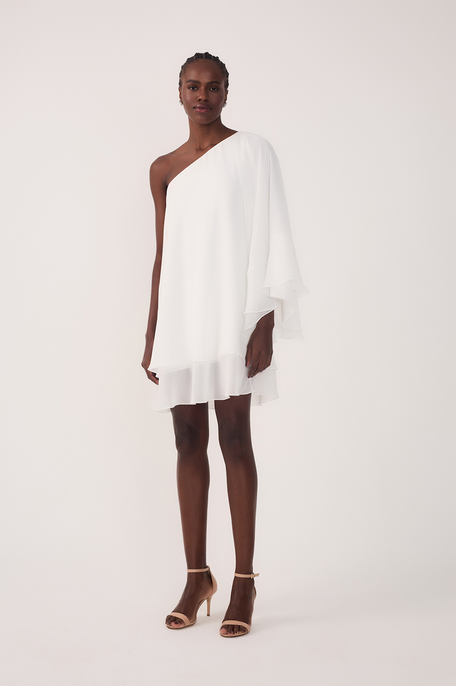 Off White Asymmetric One-Shoulder Chiffon Gown with Waist Tie -  Thati Amorim Collection_6