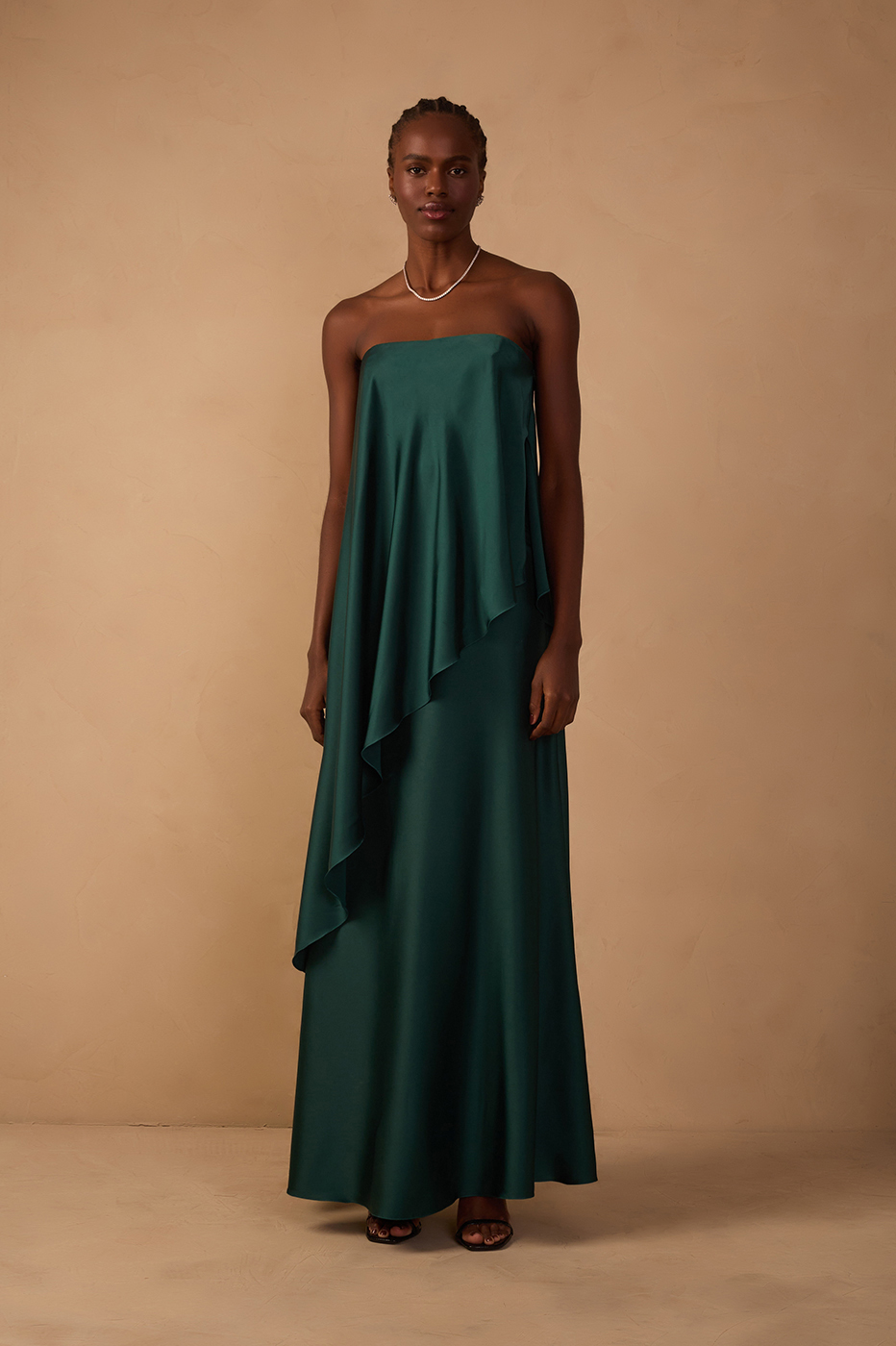Pomar Green Strapless Satin Gown - Thati Amorim Collection
