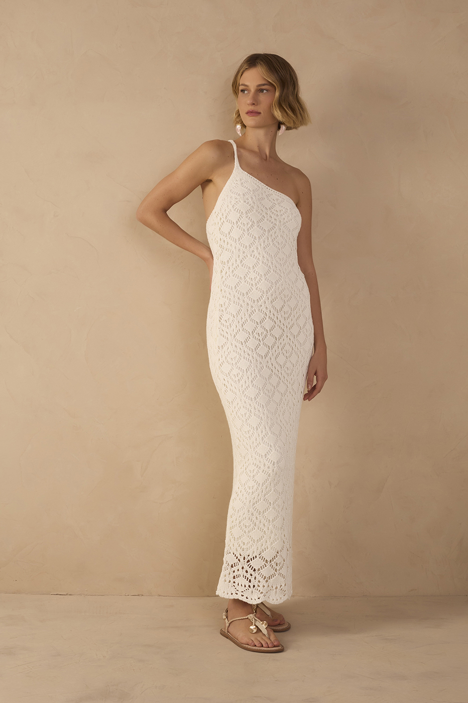 one shoulder knit maxi dress Alexius One Shoulder Knit Maxi Dress / Nutmeg | MESHKI