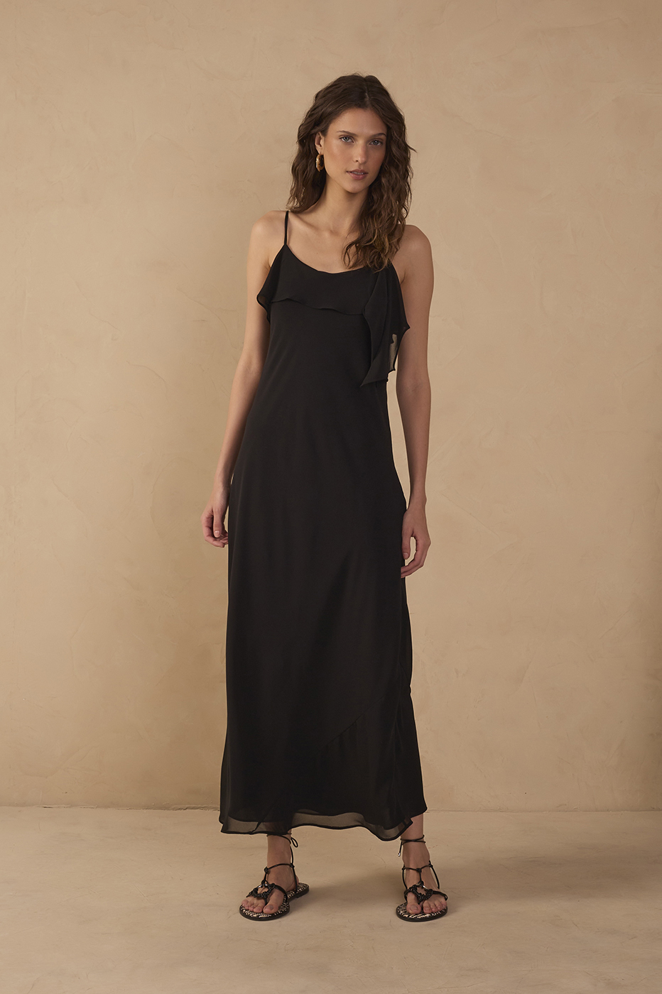 Vestido Cropped Crepe Decote Babado_1