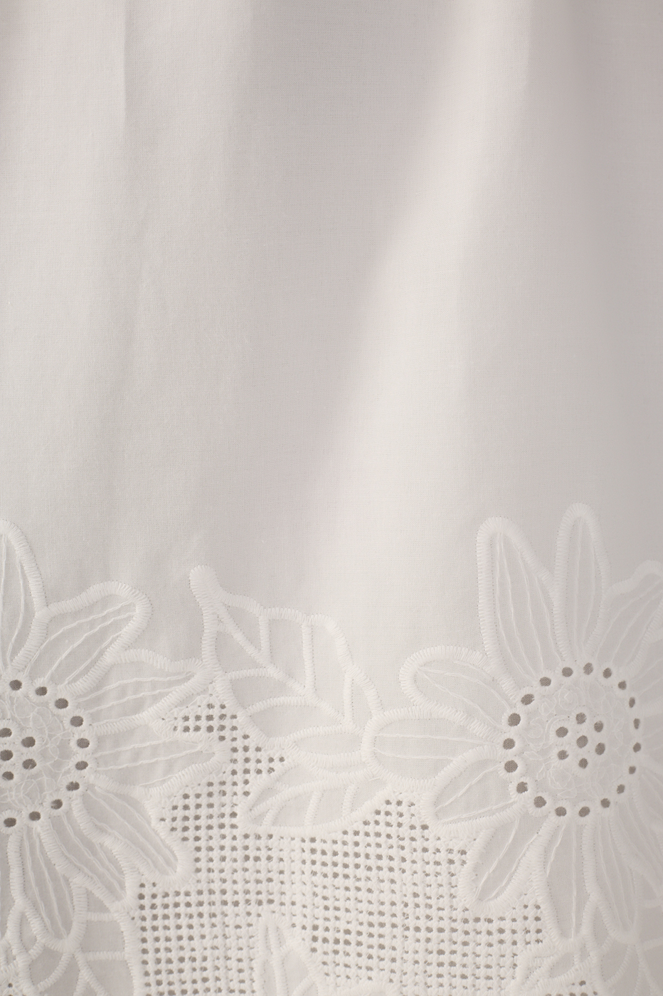 Short Cotton Embroidered Ruffled Dress_7