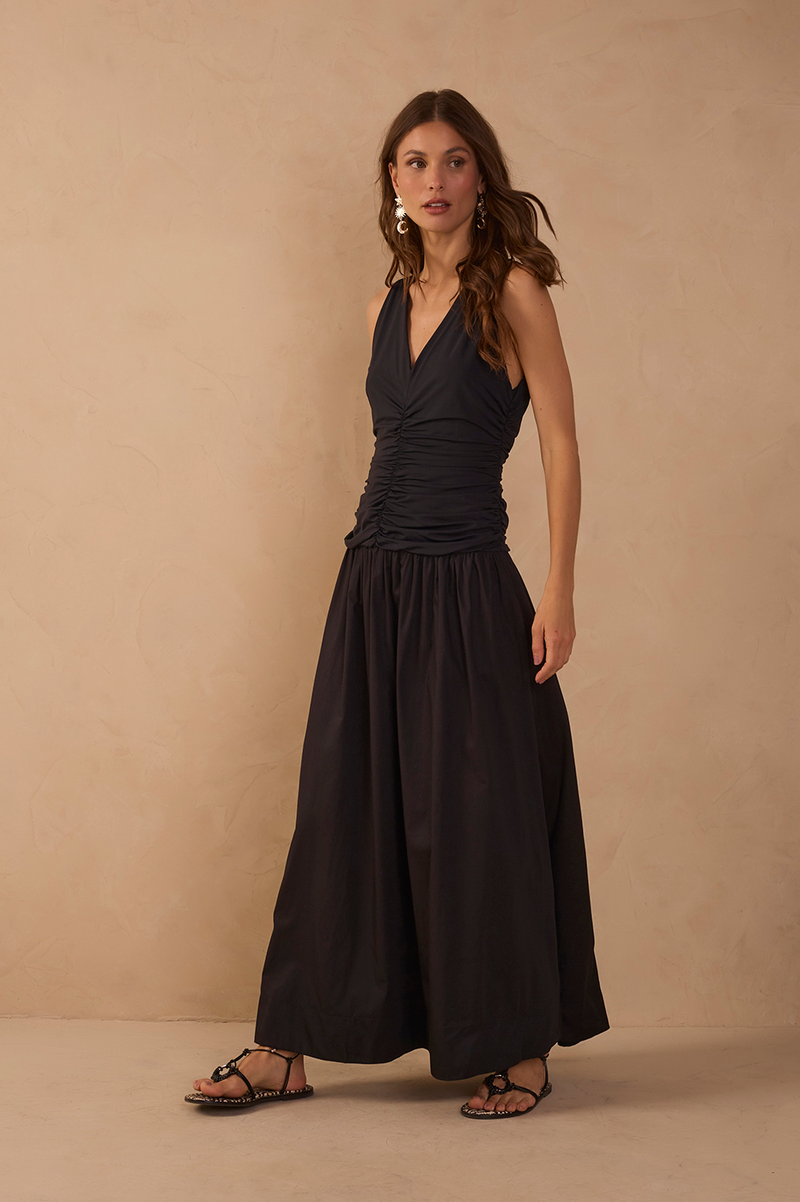 Black V-Neck Ruched Waist Sleeveless Maxi Dress_1