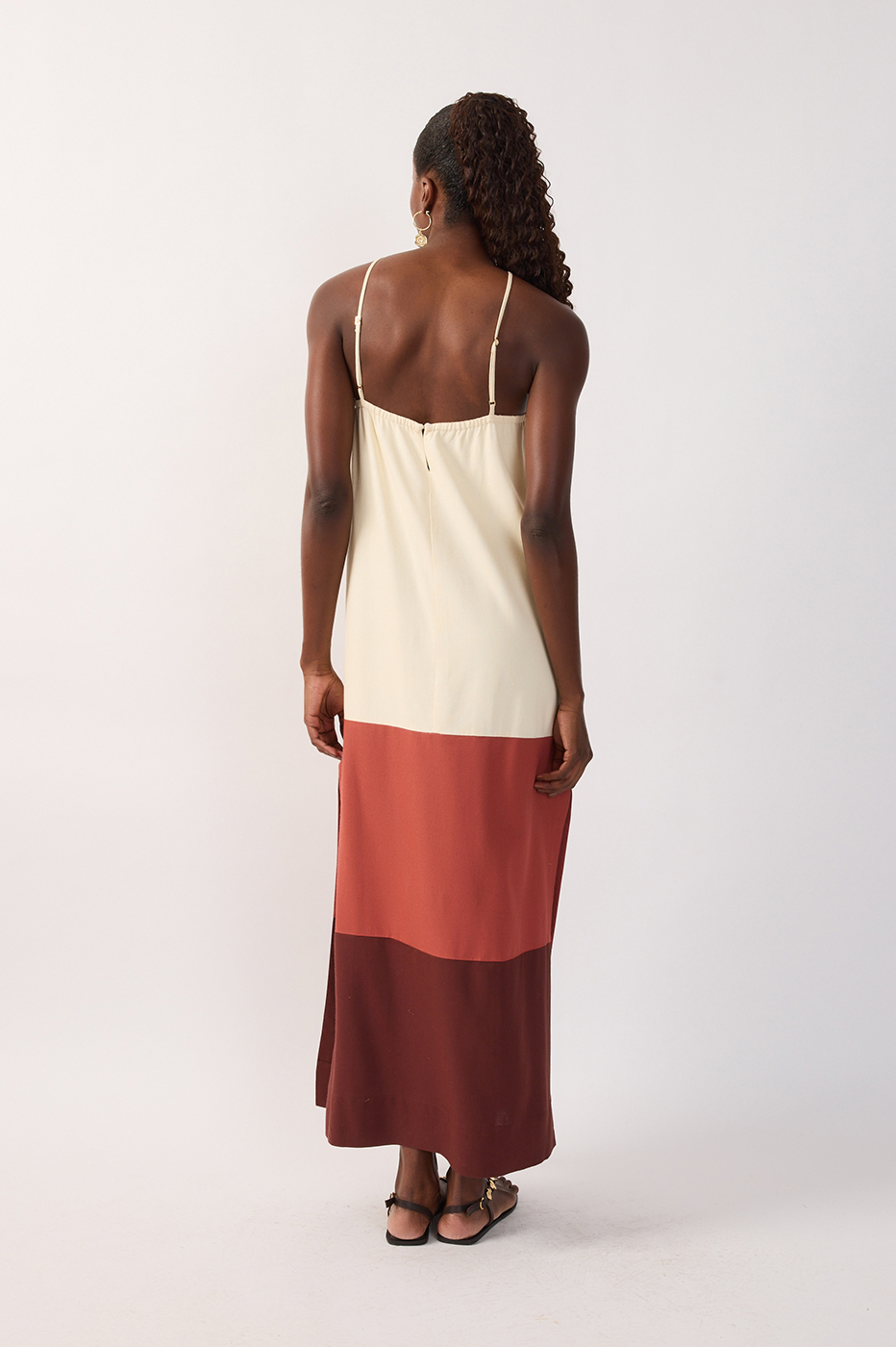 Multicolor Embroidered Slits Maxi Dress_7