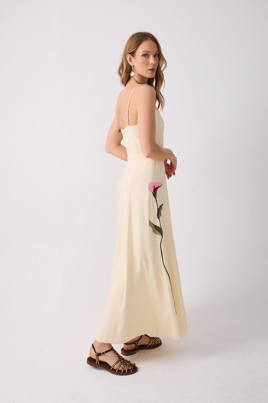 Off-white Embroidered Flora Sleeveless Linen Maxi Dress_5