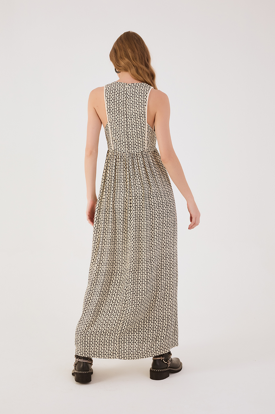 Black Ipanema V Neck Ties Sleeveless Crepe Maxi Dress_5