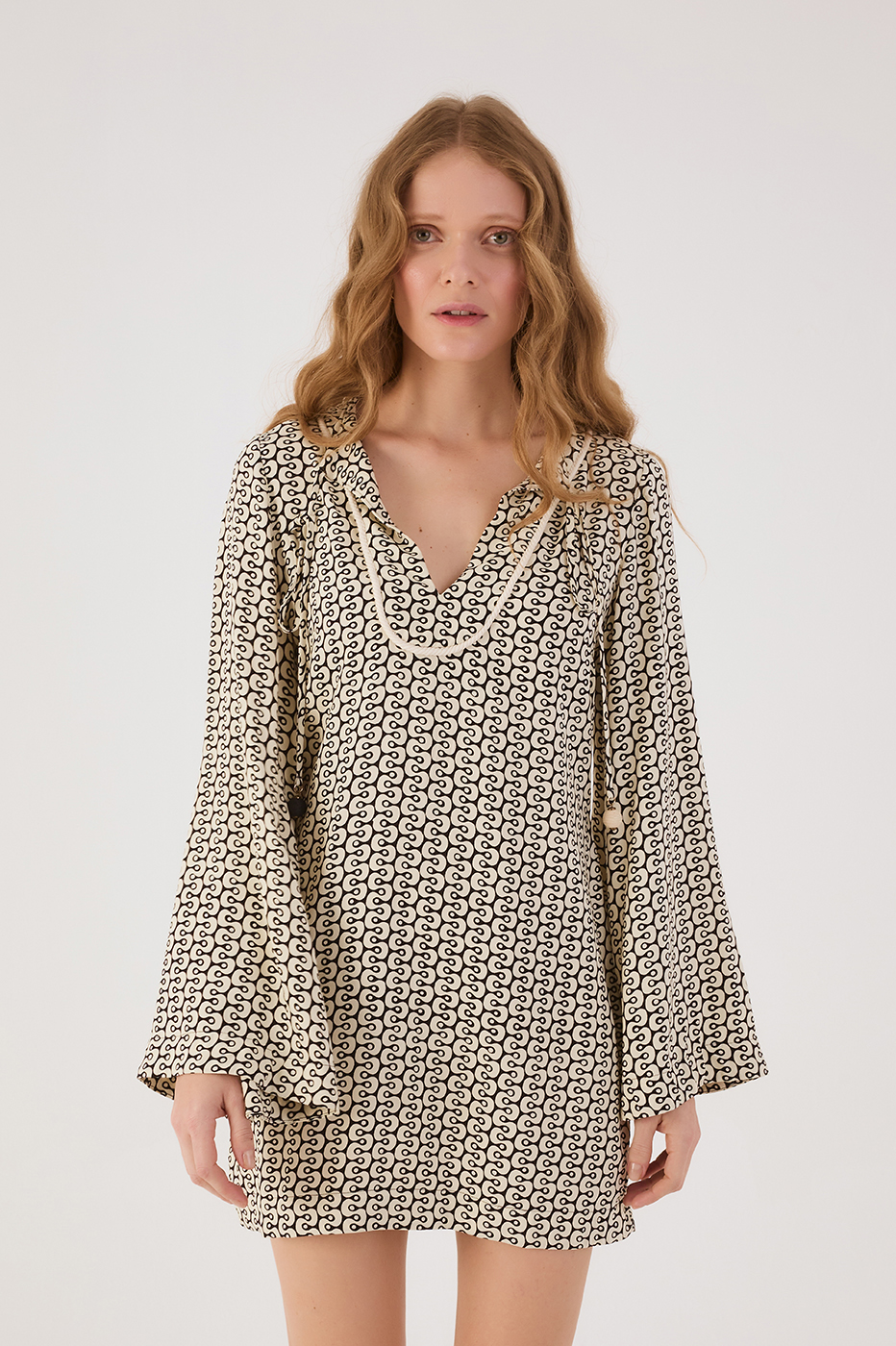 Black Ipanema Neckline Ties Kimono Sleeve Crepe Mini Dress