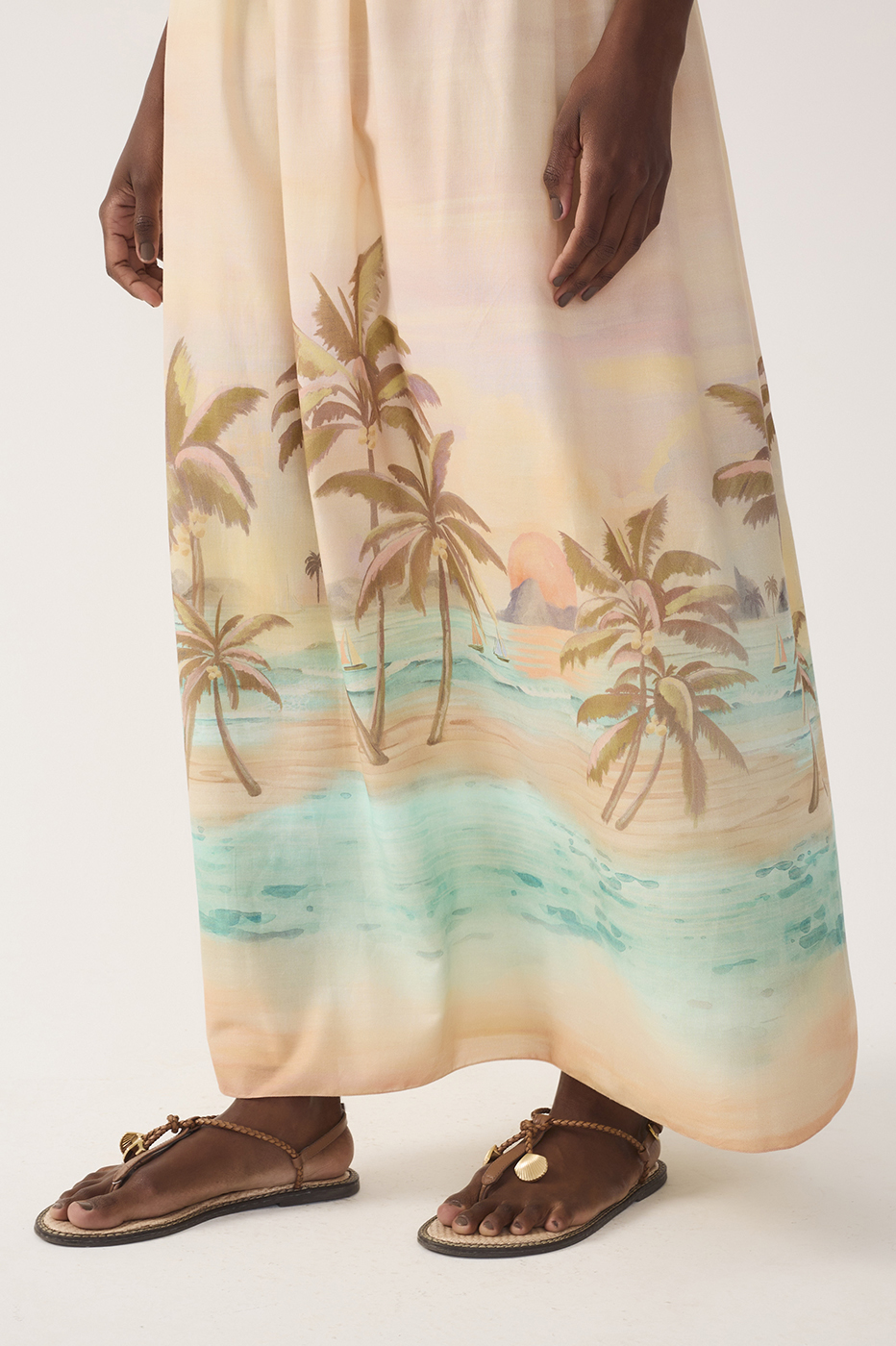 Cropped Embroidered Print Veranil Dress_6