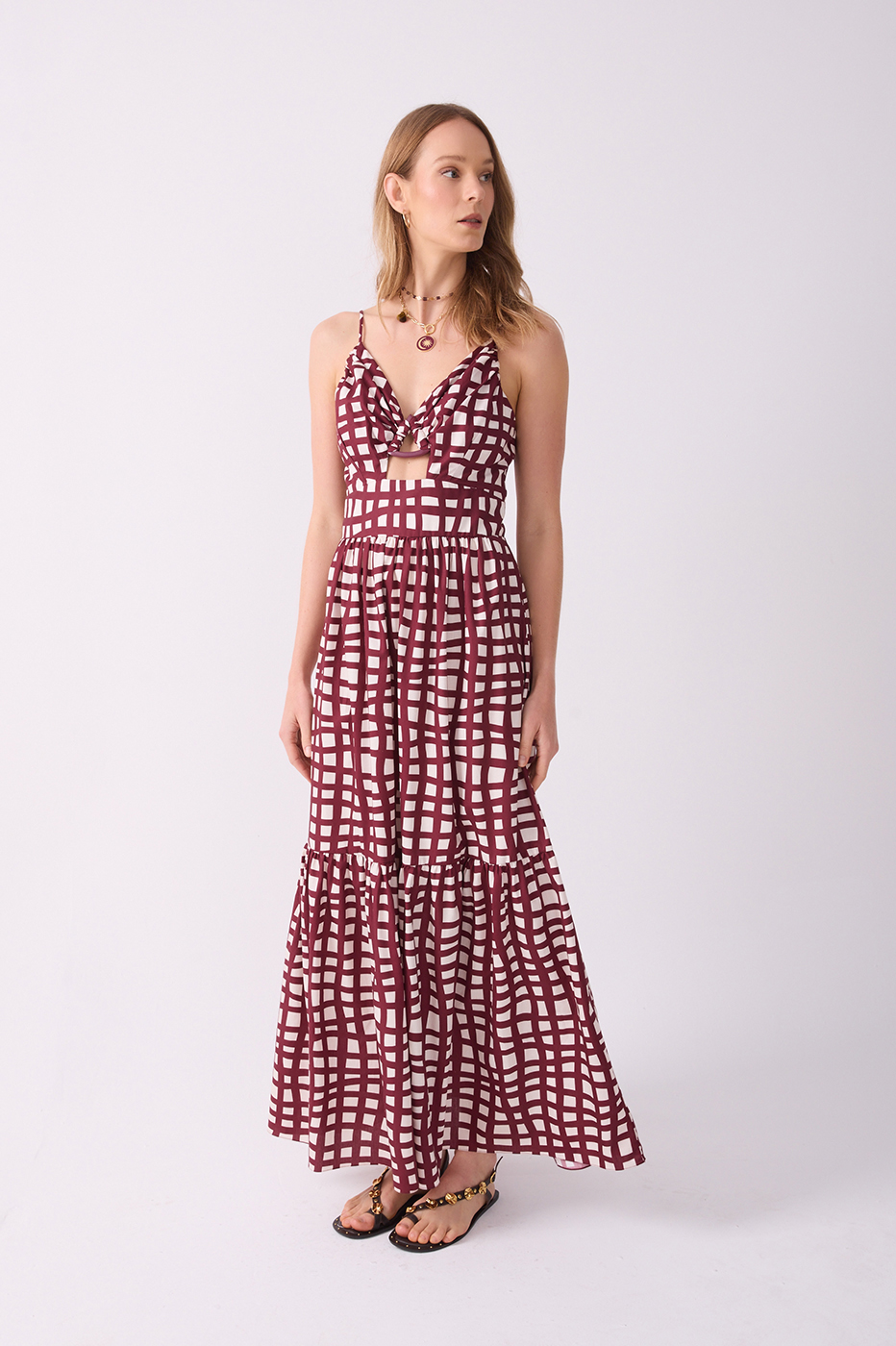 Wine Cut-Out Buckle Maxi Dress_3