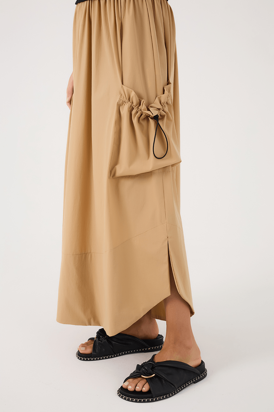 Black & Beige Tank Top Side Pockets Maxi Dress