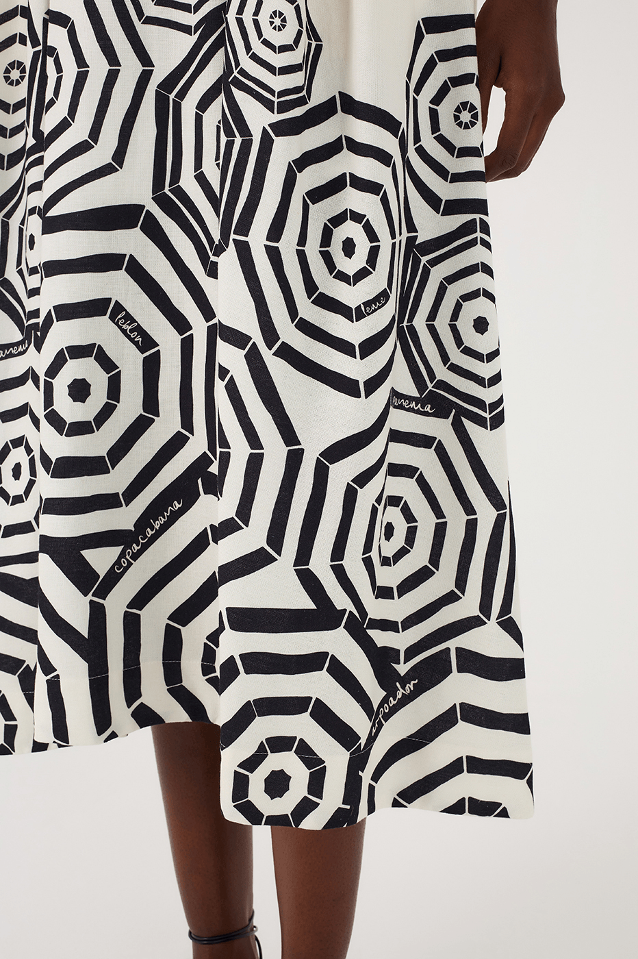 Off-White Praia V Neck Side Pockets Midi Dress