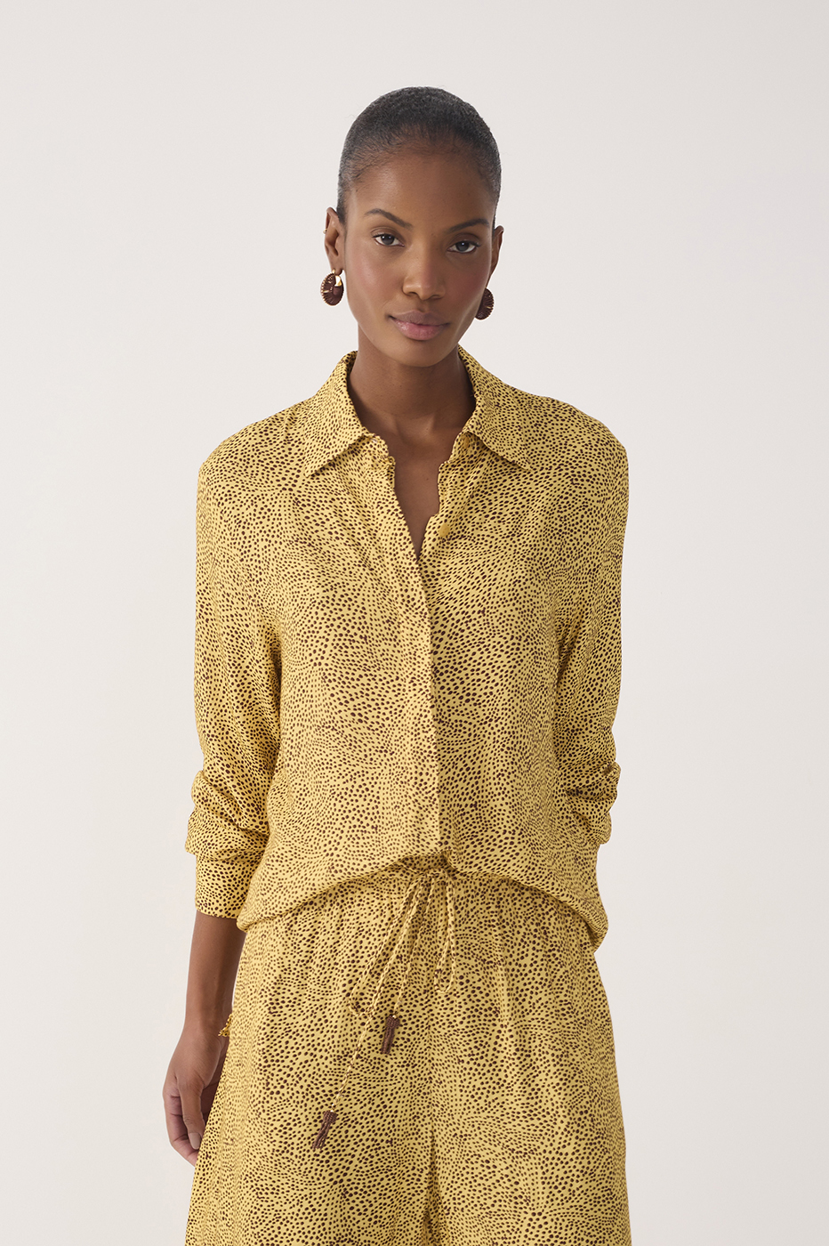 Yellow Gotas Collared Long Sleeve Shirt_2