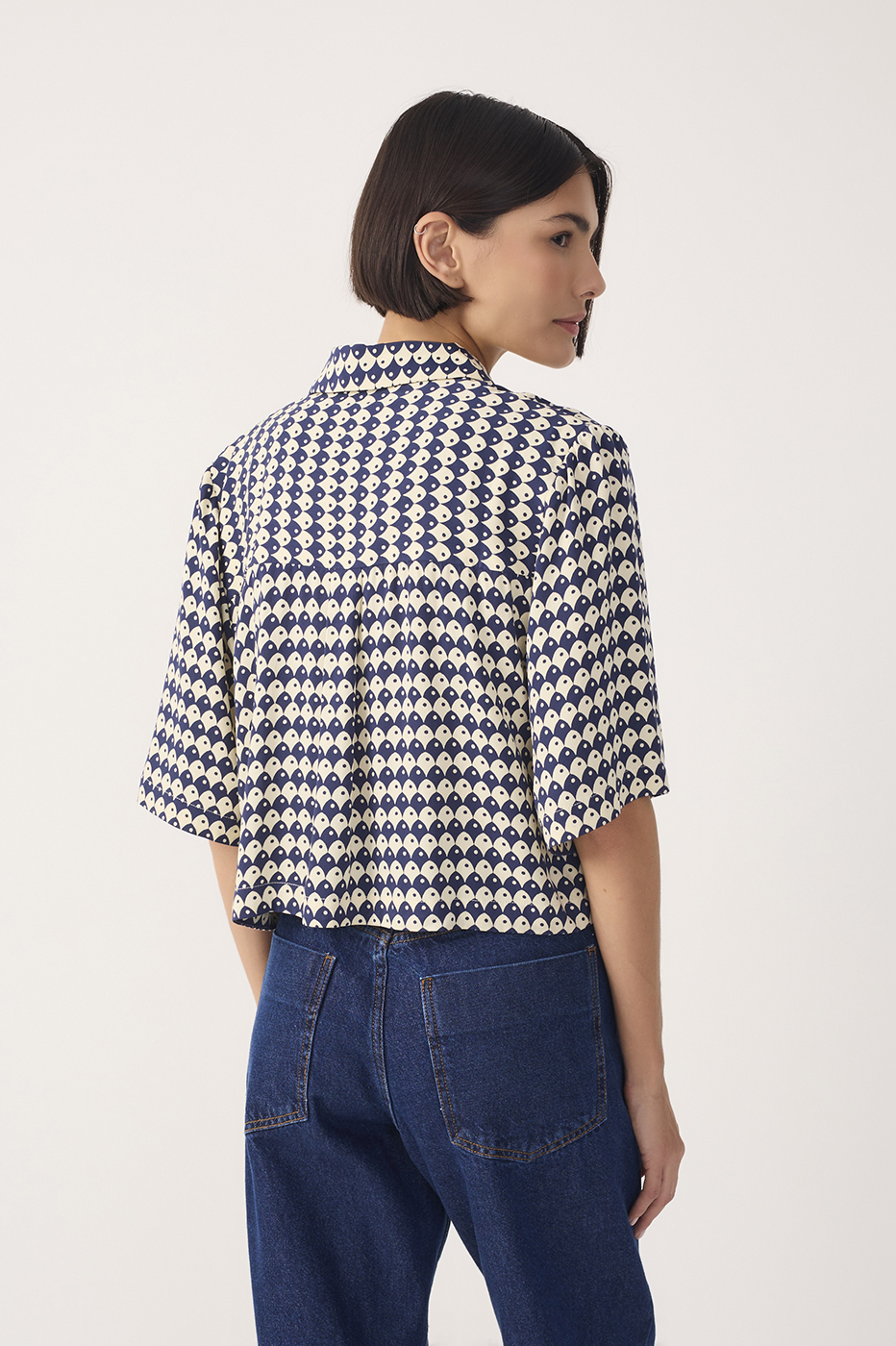 Blue Escama Collared Buttoned Shirt_6