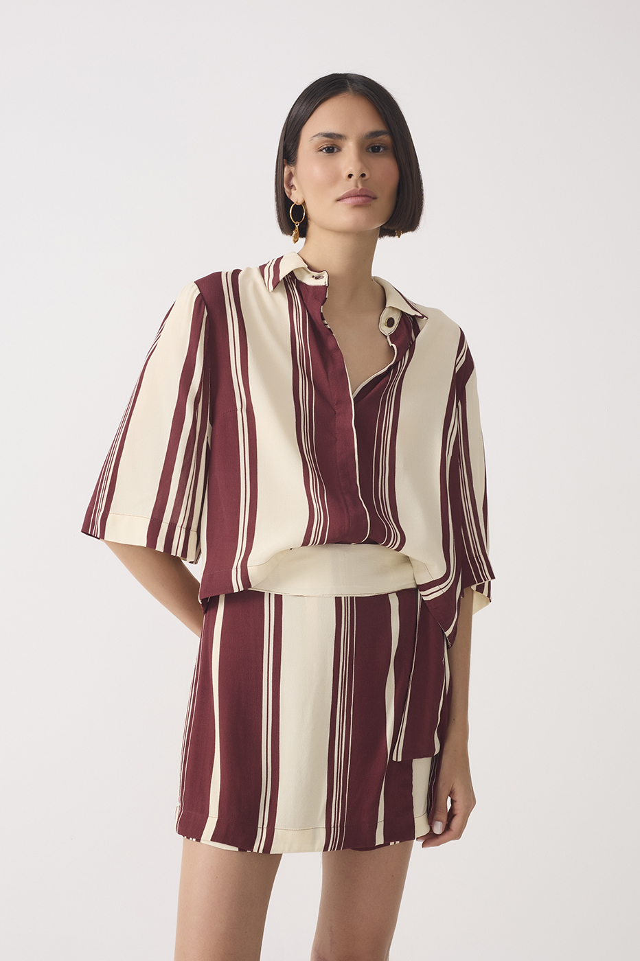 Off White Stripes Solene Collared Buttoned Midi Sleeve Shirt_2