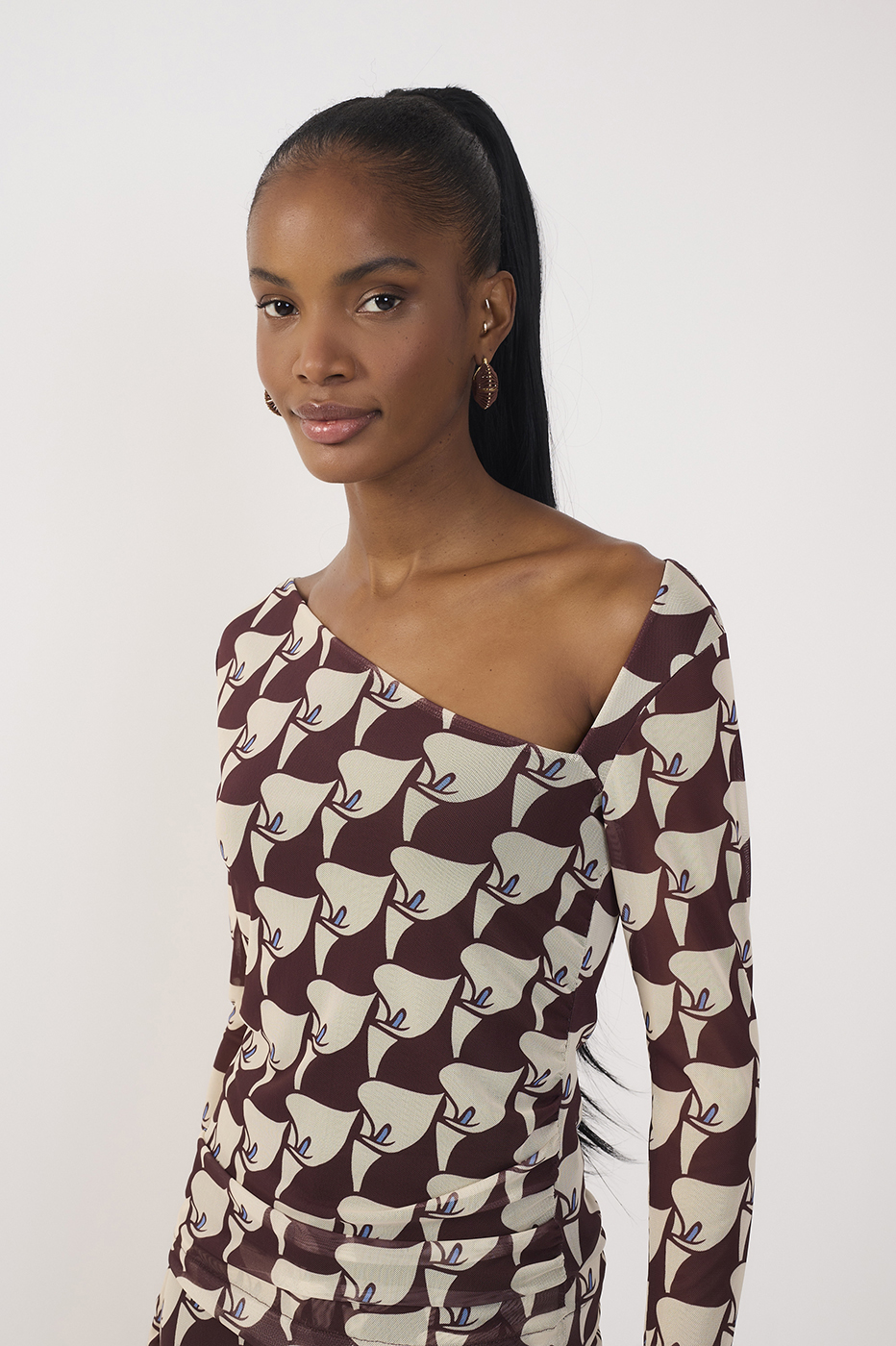 Asymmetric Tulle Pureza Print Blouse_3