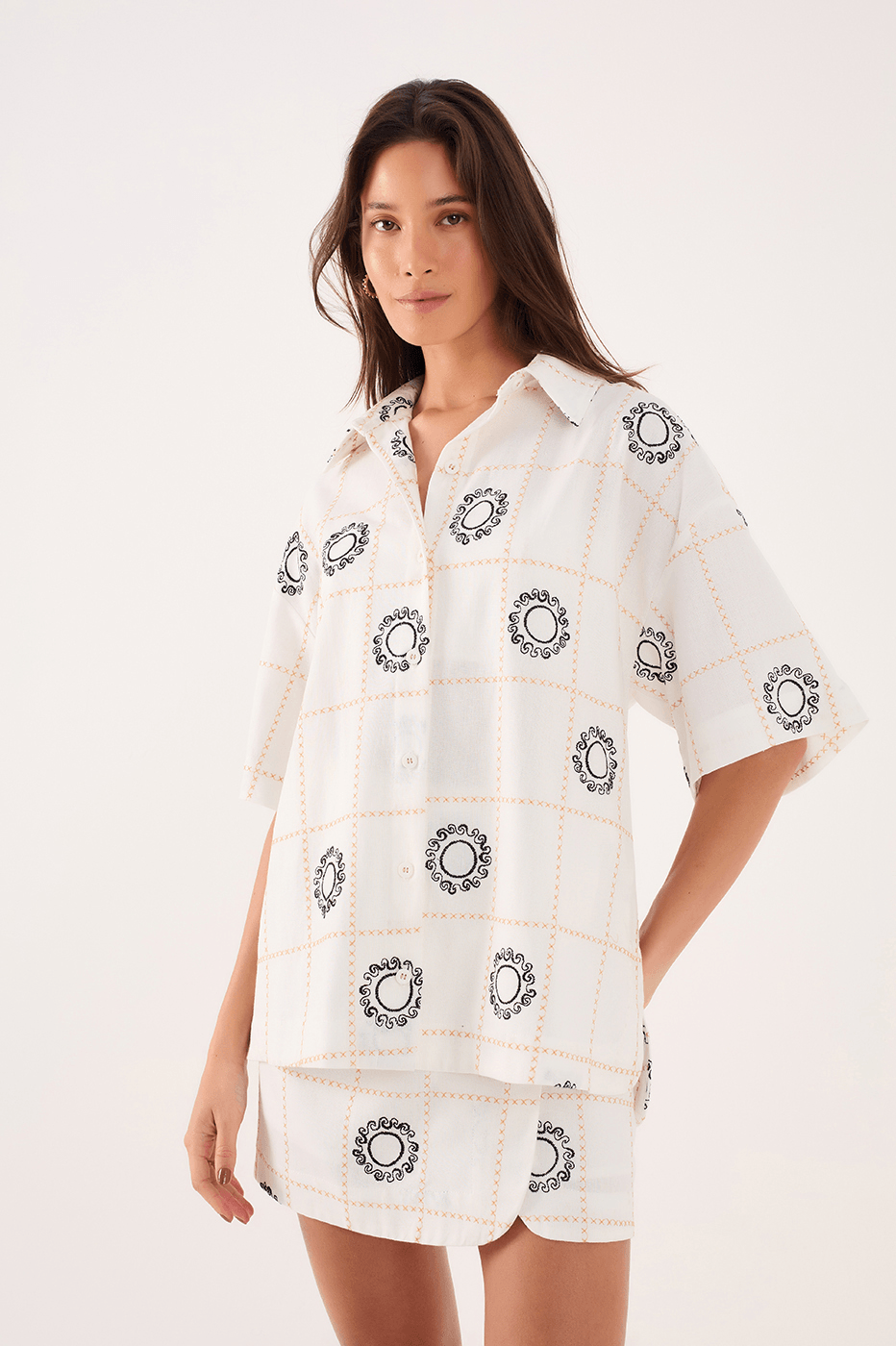 Sun-Embroidered Linen Shirt_1
