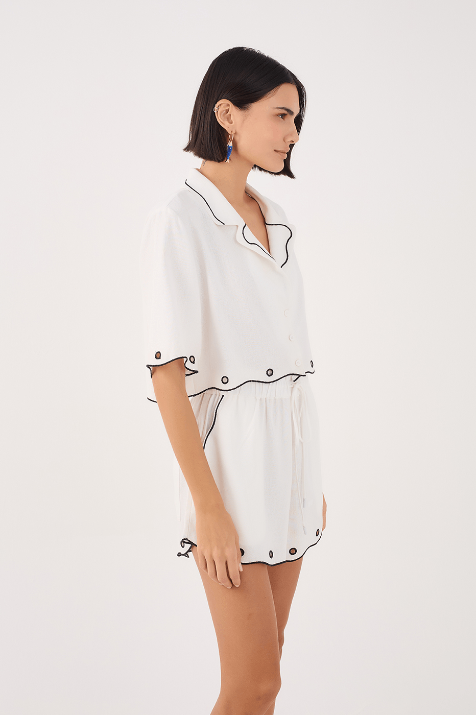 Emb. Scallop Crop Shirt_4