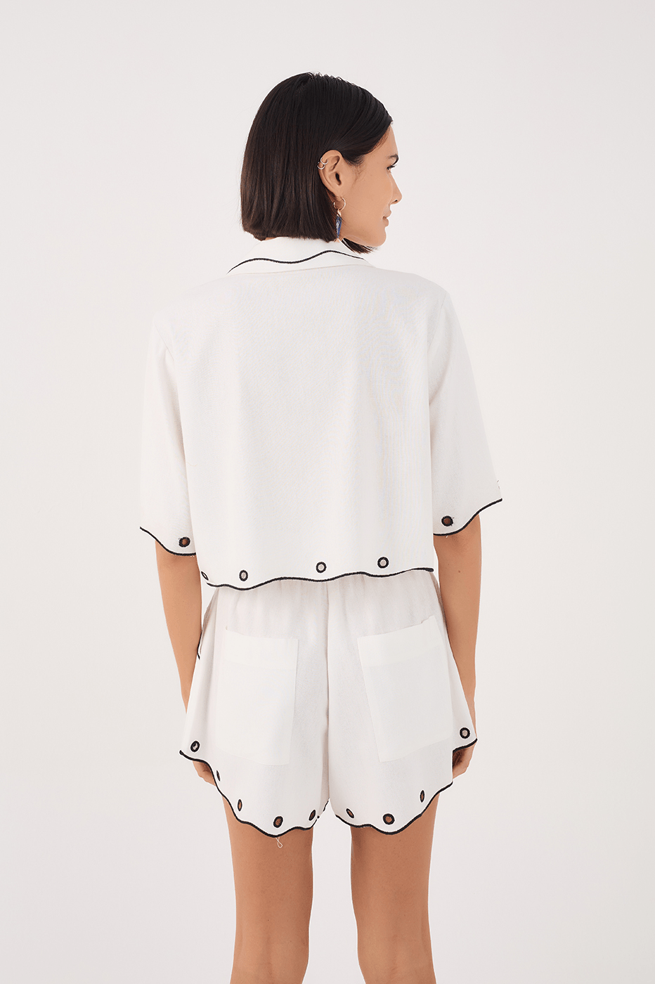 Emb. Scallop Crop Shirt_7