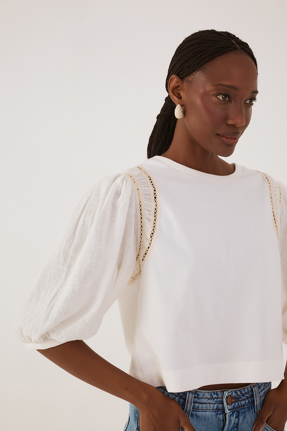 Off-White Crew Neck Lace Puff Sleeve Blouse