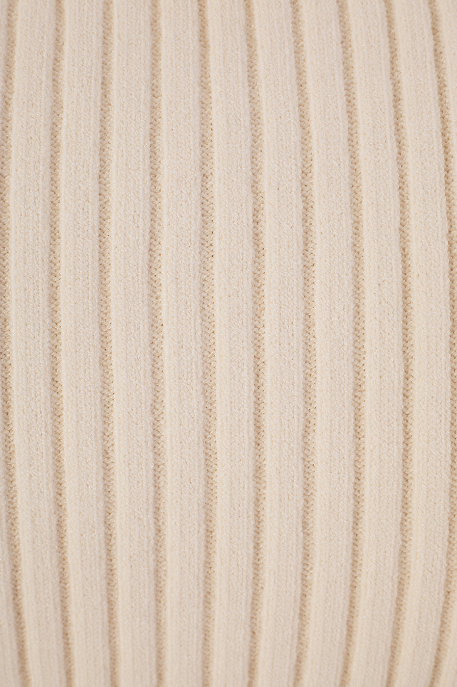 Off-White Ribbed Sleeveless Turtleneck