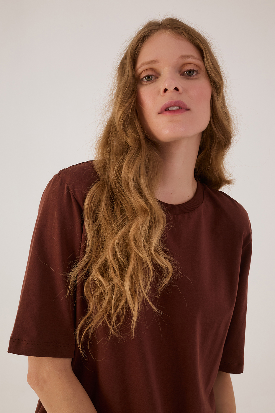 Brown Caffeine Crew Neck Short Sleeve Padded Shoulders T-Shirt