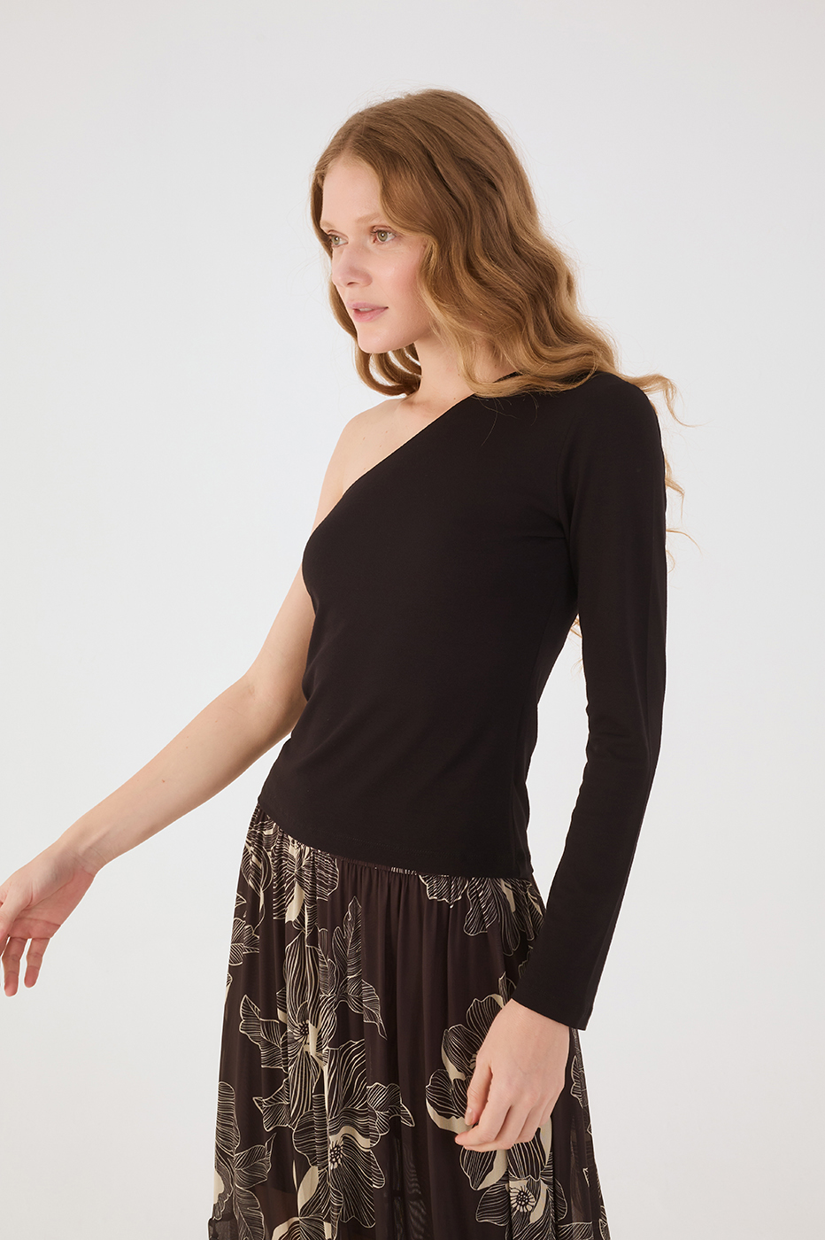 Black One-Shoulder Long Sleeve Crepe Blouse