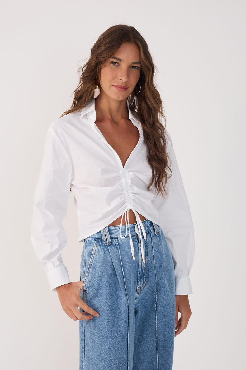 White Ruched Collared Long Sleeve Blouse_2