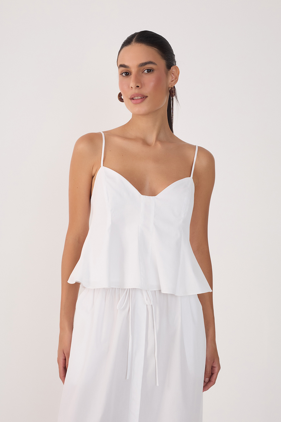 White V Neck Sleeveless Cotton Peplum Top_2