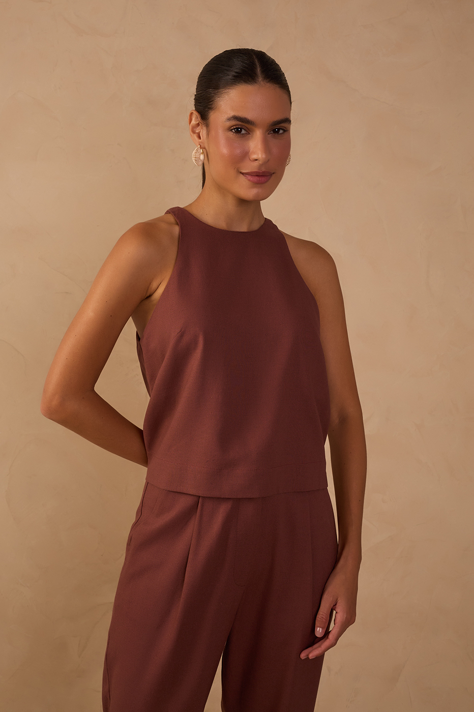 Linen Neckline Racer Top_1