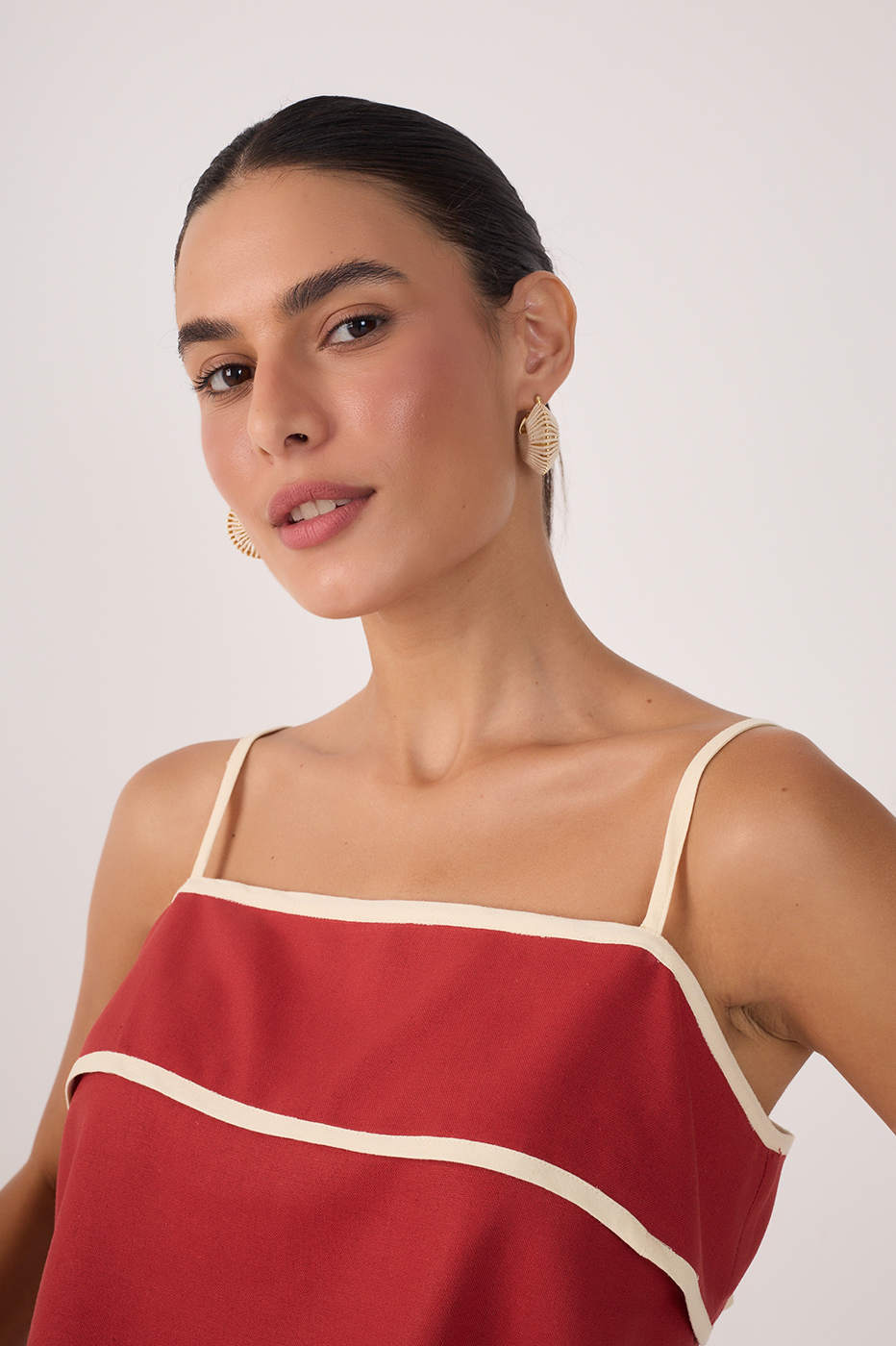 Cropped Bias Cut Top_3