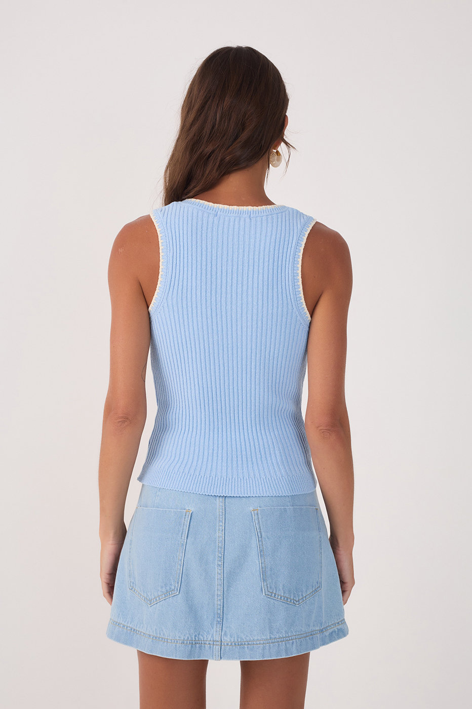 Knit Neckline Embroidered Top_5