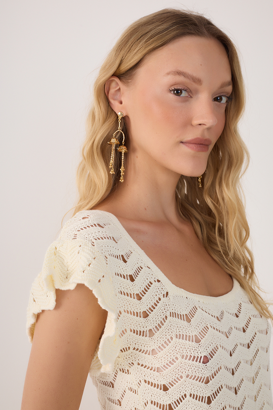 Crochet Neckline Quadrado Top_3