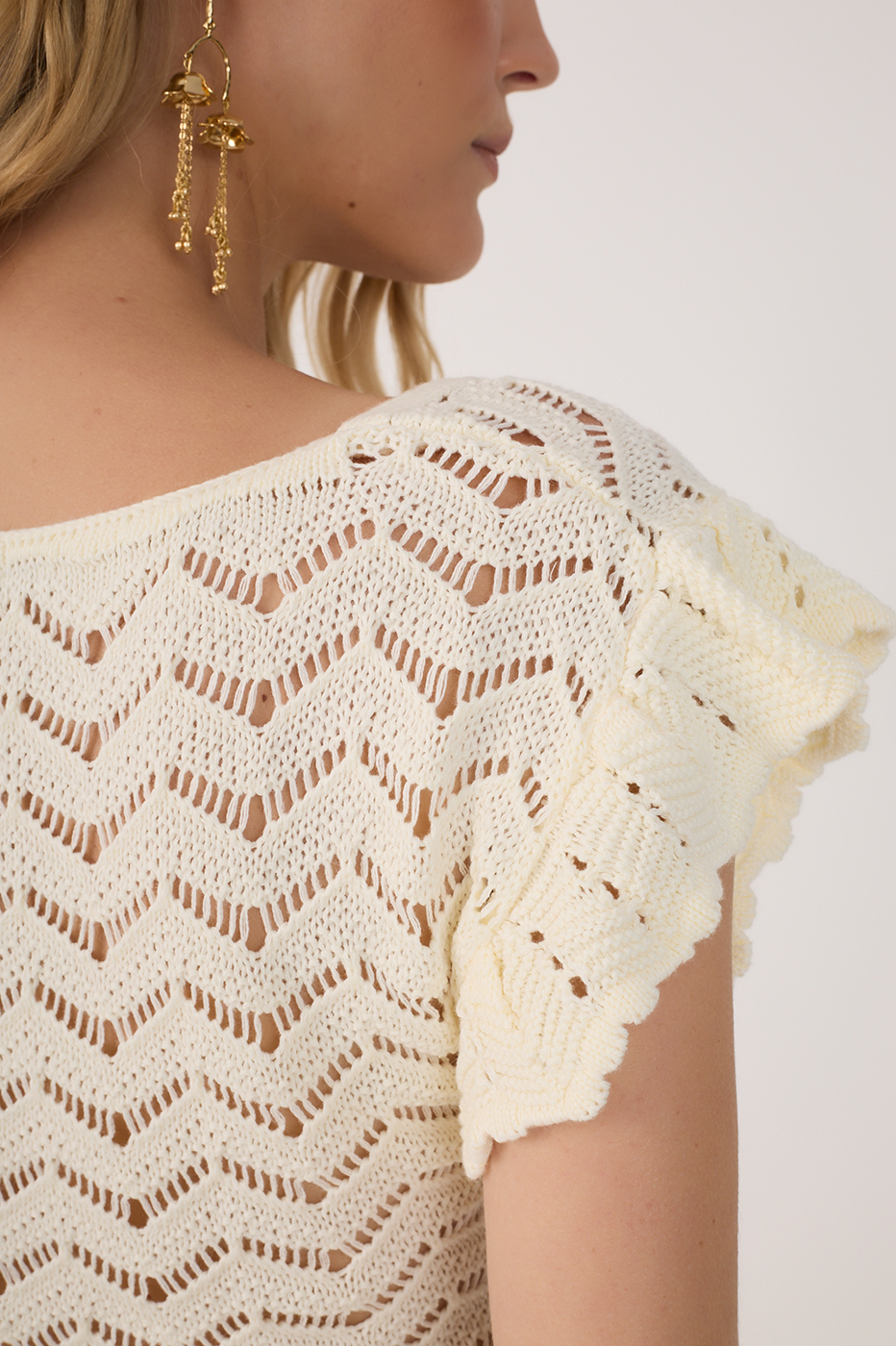 Crochet Neckline Quadrado Top_4