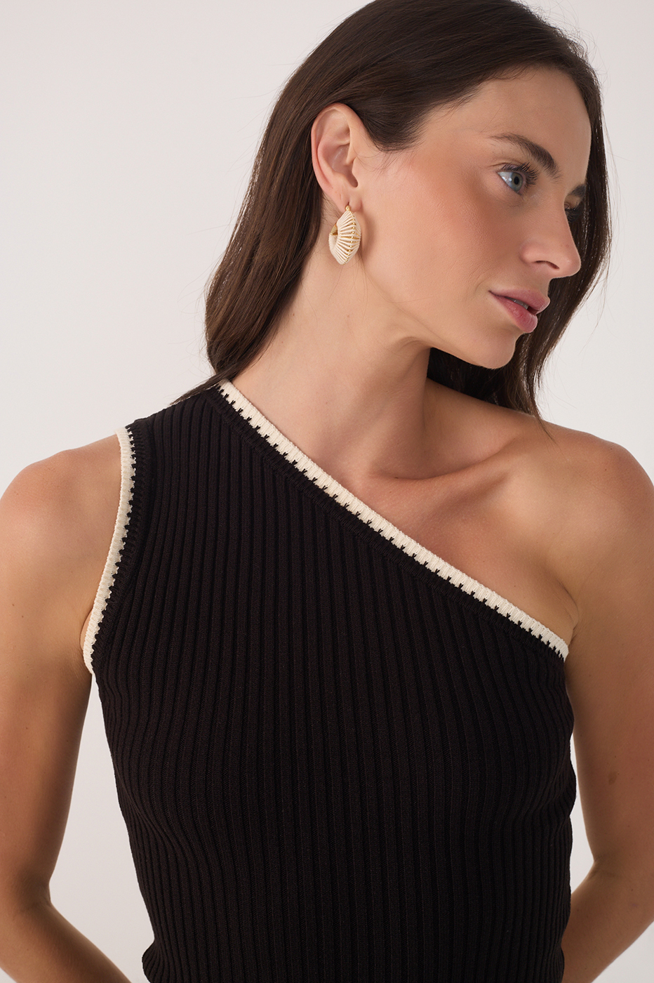 One-Shoulder Knit Blouse