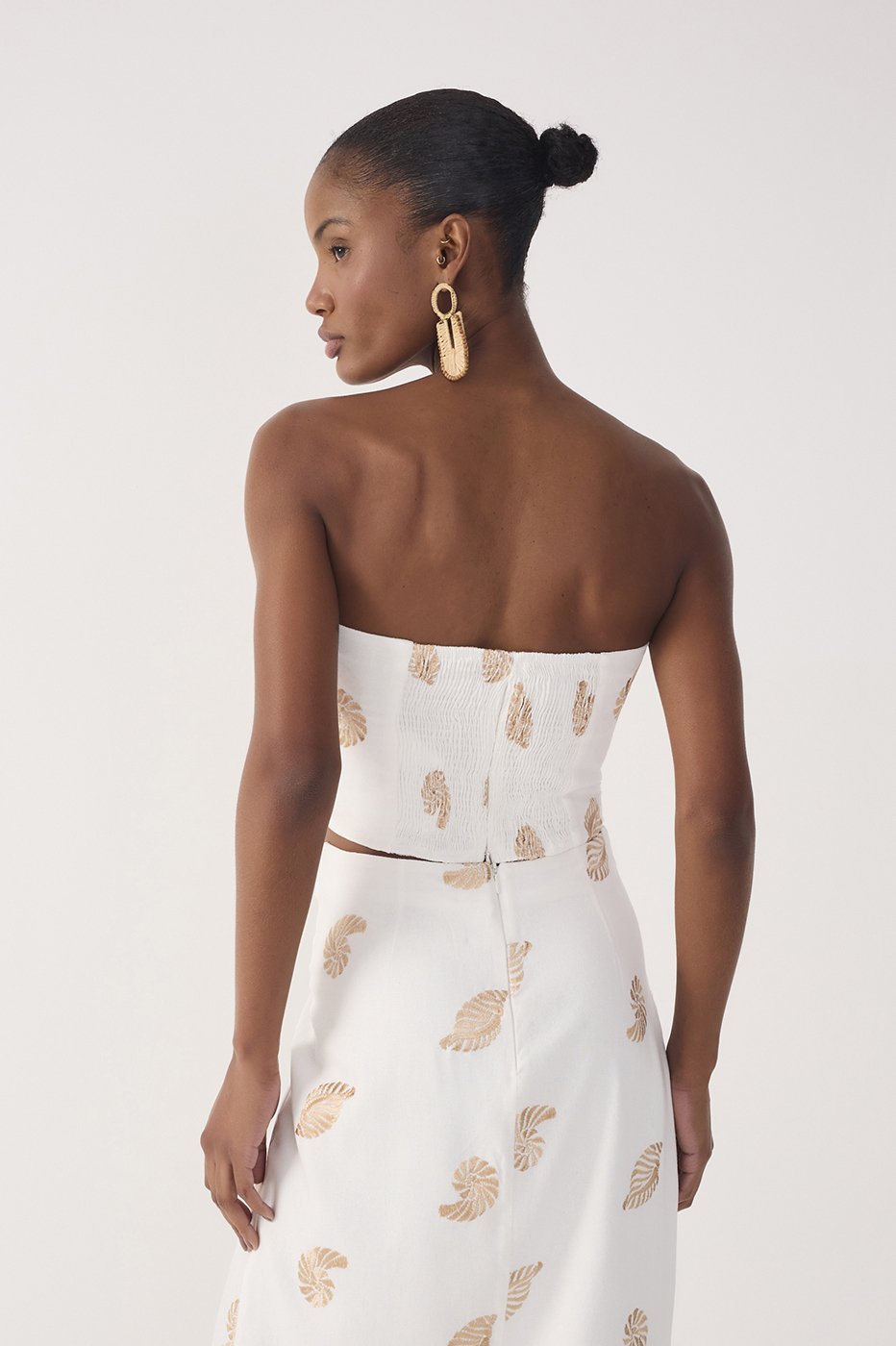 Off-White Embroidered Shell Lurex Linen Blouse_5