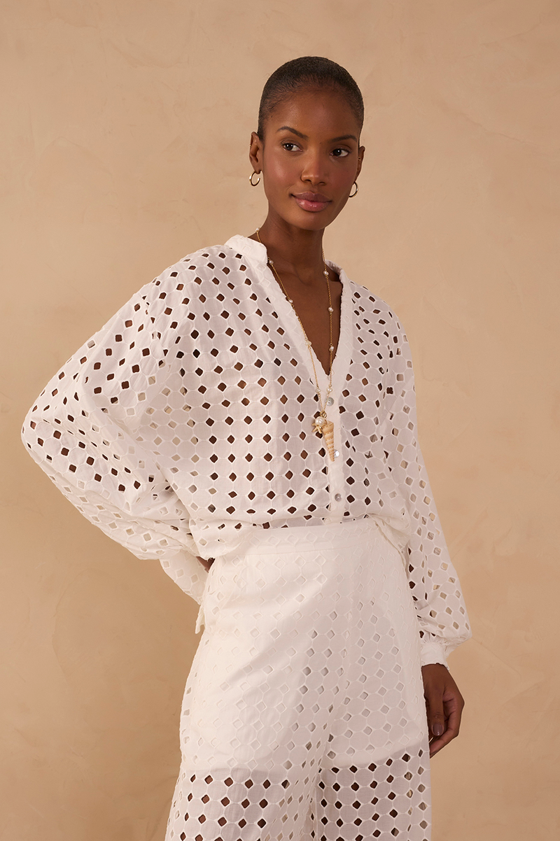 Off-White Lace V Neck Long Sleeve Shirt_1