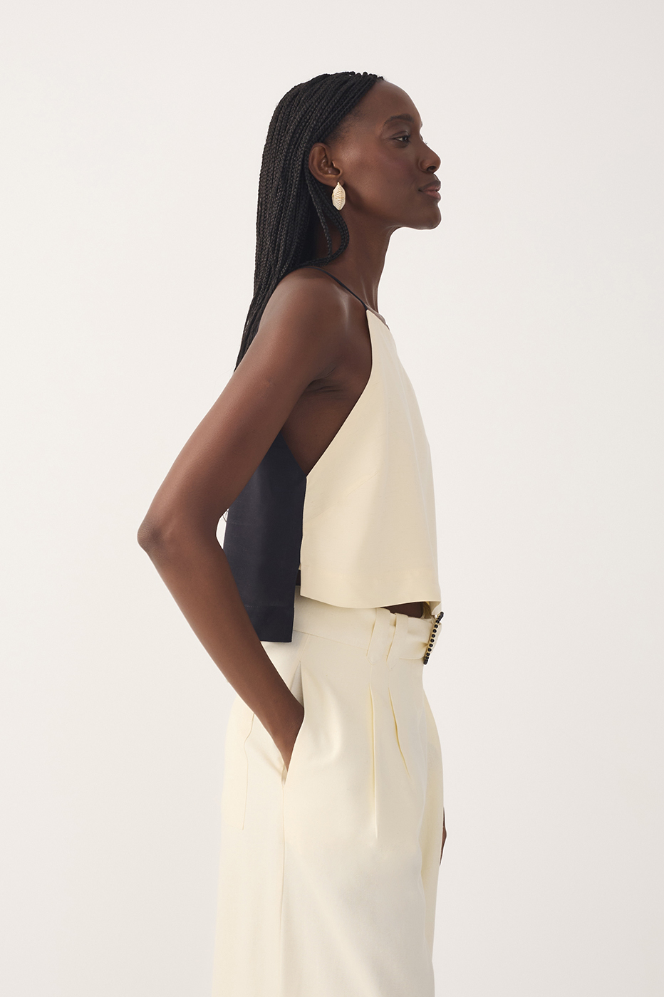 Bicolor Square-Cut Blouse_3