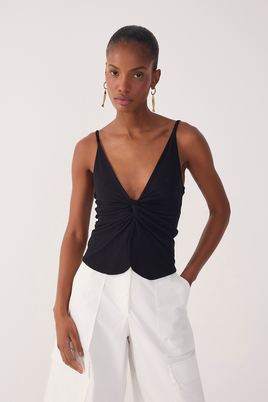 Twisted Front Crepe Knit Blouse_2