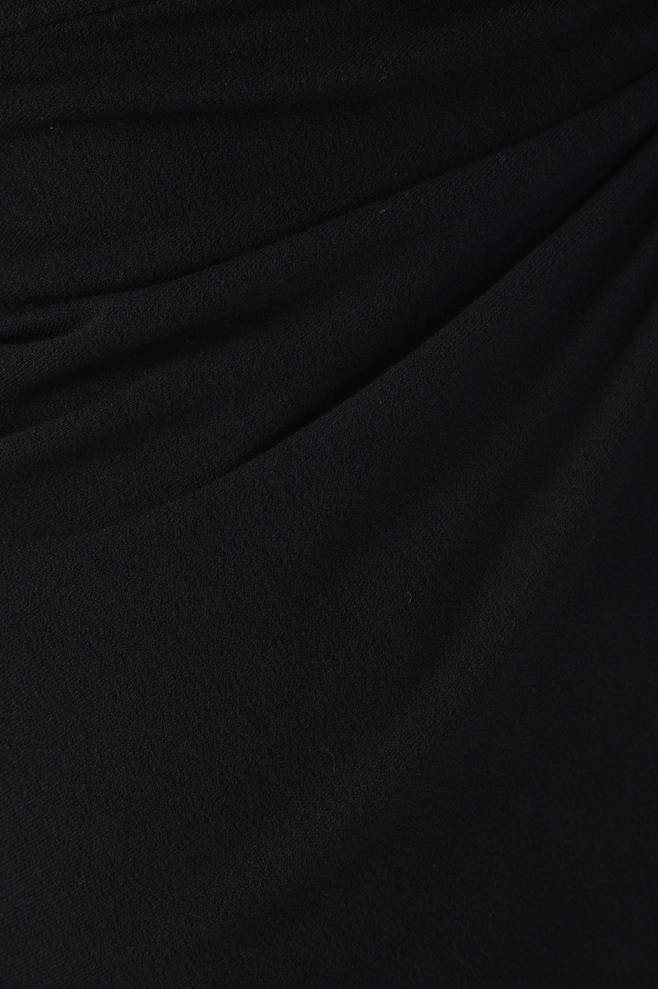 Twisted Front Crepe Knit Blouse_6