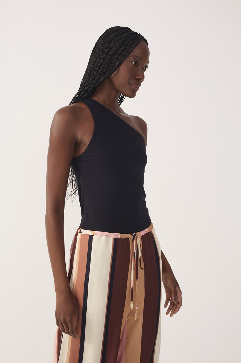 One-Shoulder Crepe Knit Blouse_3