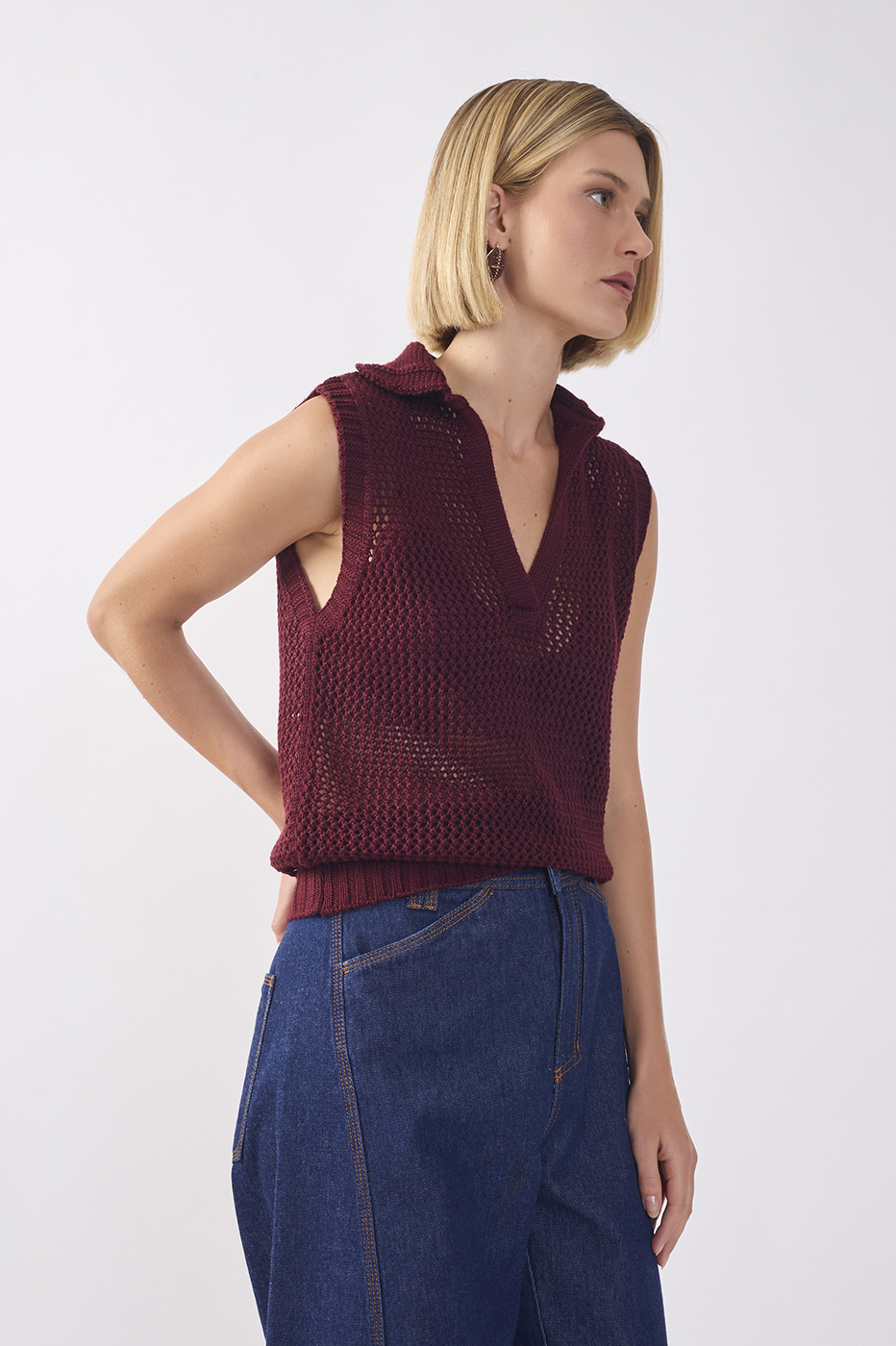 Collared V Neck Sleeveless Tricot Blouse_3