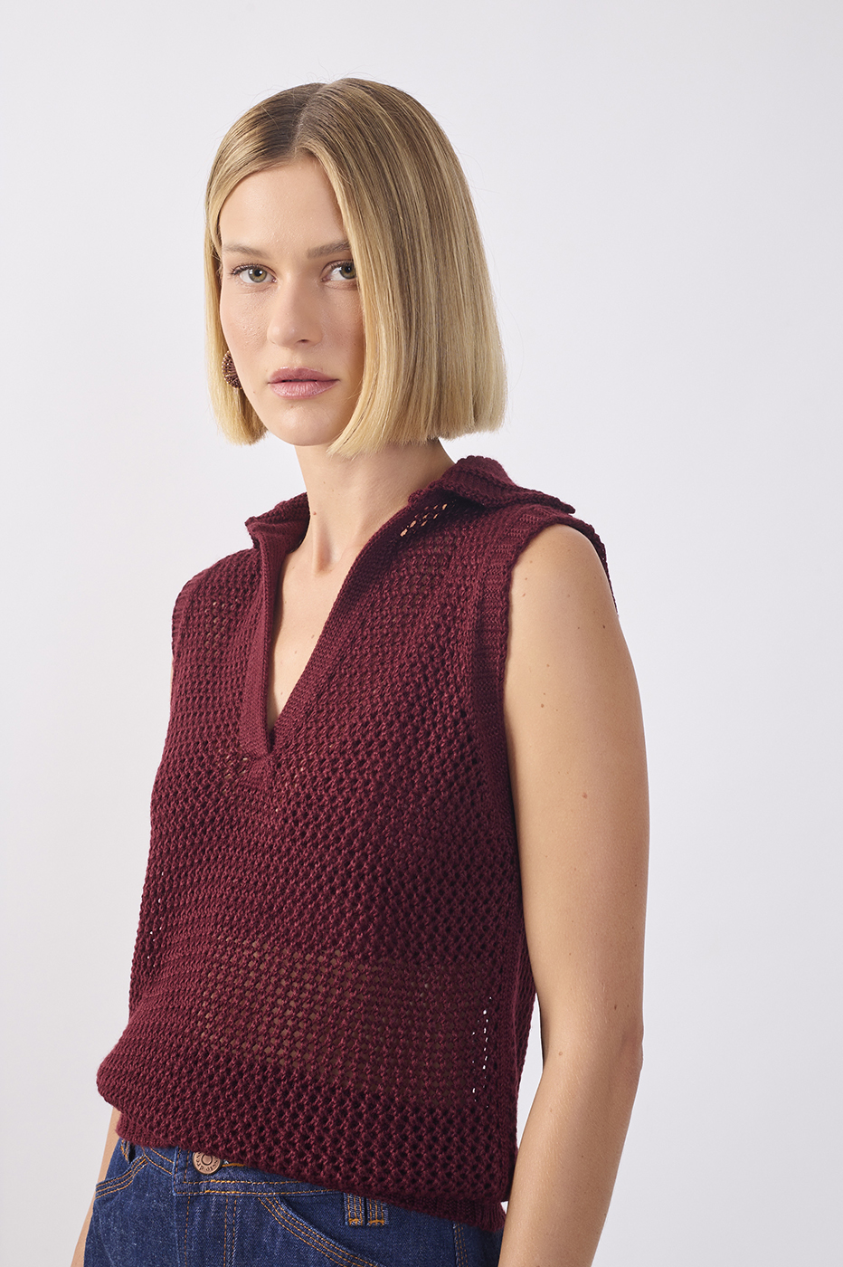 Collared V Neck Sleeveless Tricot Blouse_4