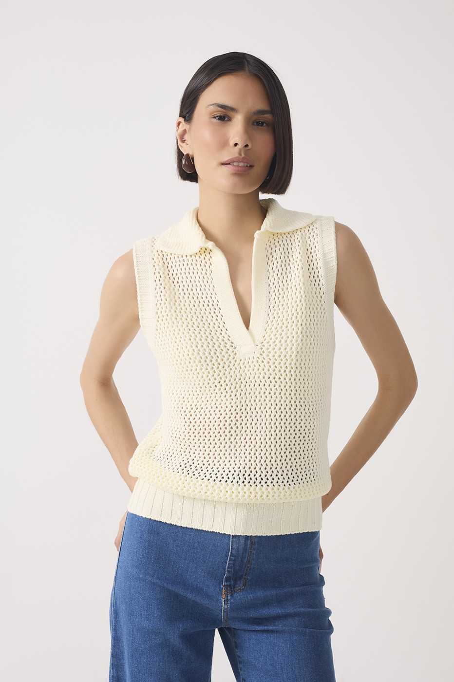 Collared V Neck Sleeveless Tricot Blouse_3
