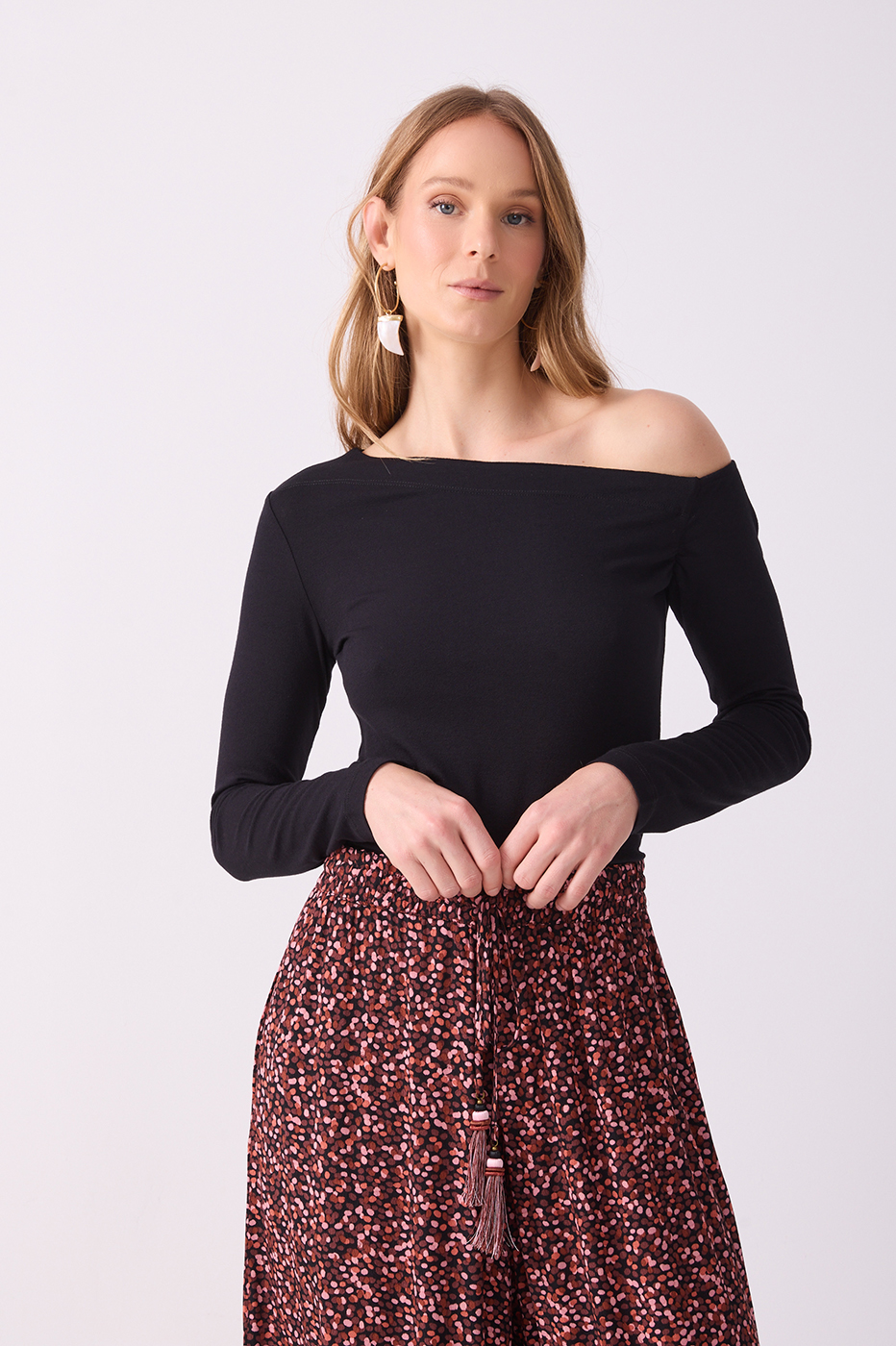 Asymmetric Knit Blouse_2