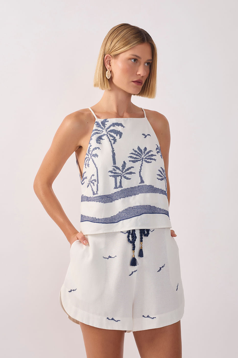 Embroidered Coconut Tree Linen Blouse_2