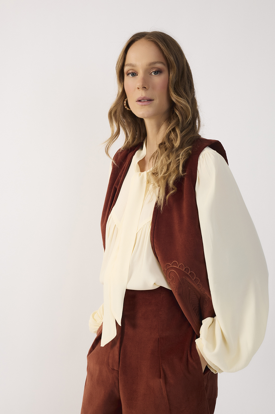 Crepe Pleated Front Yoke Blouse_3