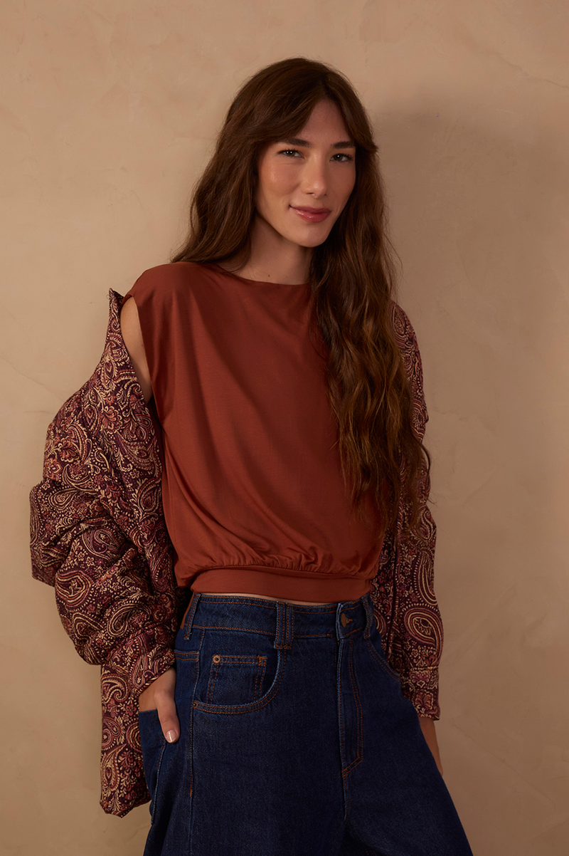 Padded Sleeveless Blouse_1